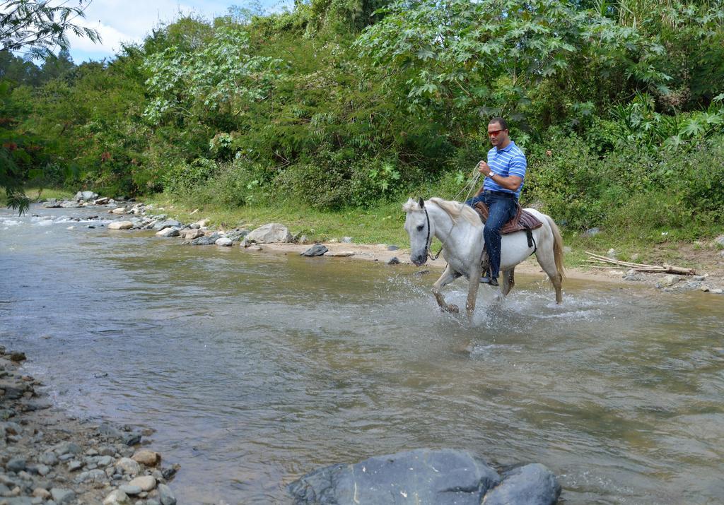 Rancho Baiguate Otel Jarabacoa Dış mekan fotoğraf